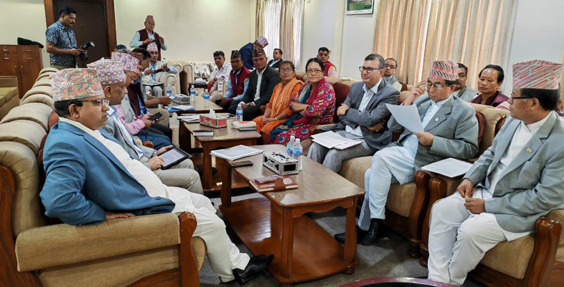 राहत शिक्षकहरुले सरकारसँगको सहमति नमान्ने, अलग्गै आन्दोलन थाल्ने
