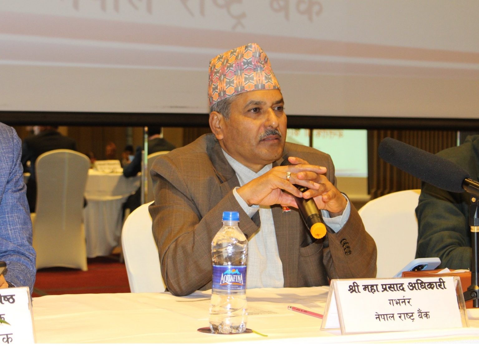 गभर्नरको शैक्षिक योग्यतामा प्रश्न उठाउँदै दायर रिटको पेसी न्यायाधीशहरु ढुंगाना र ढकालको इजलासमा